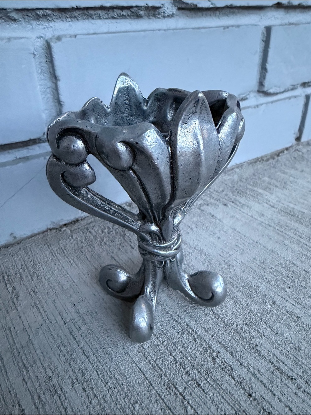Vintage Art Nouveau Style Metal Decorative Vase Toothpick Holder Silver Tone